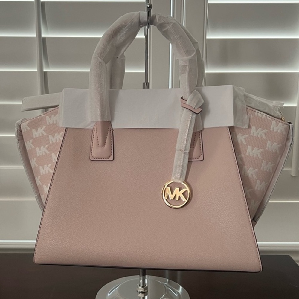 MICHAEL KORS LARGE AVRIL SATCHEL 
35S5G4VS3L POWDER BLUSH LEATHER NWT